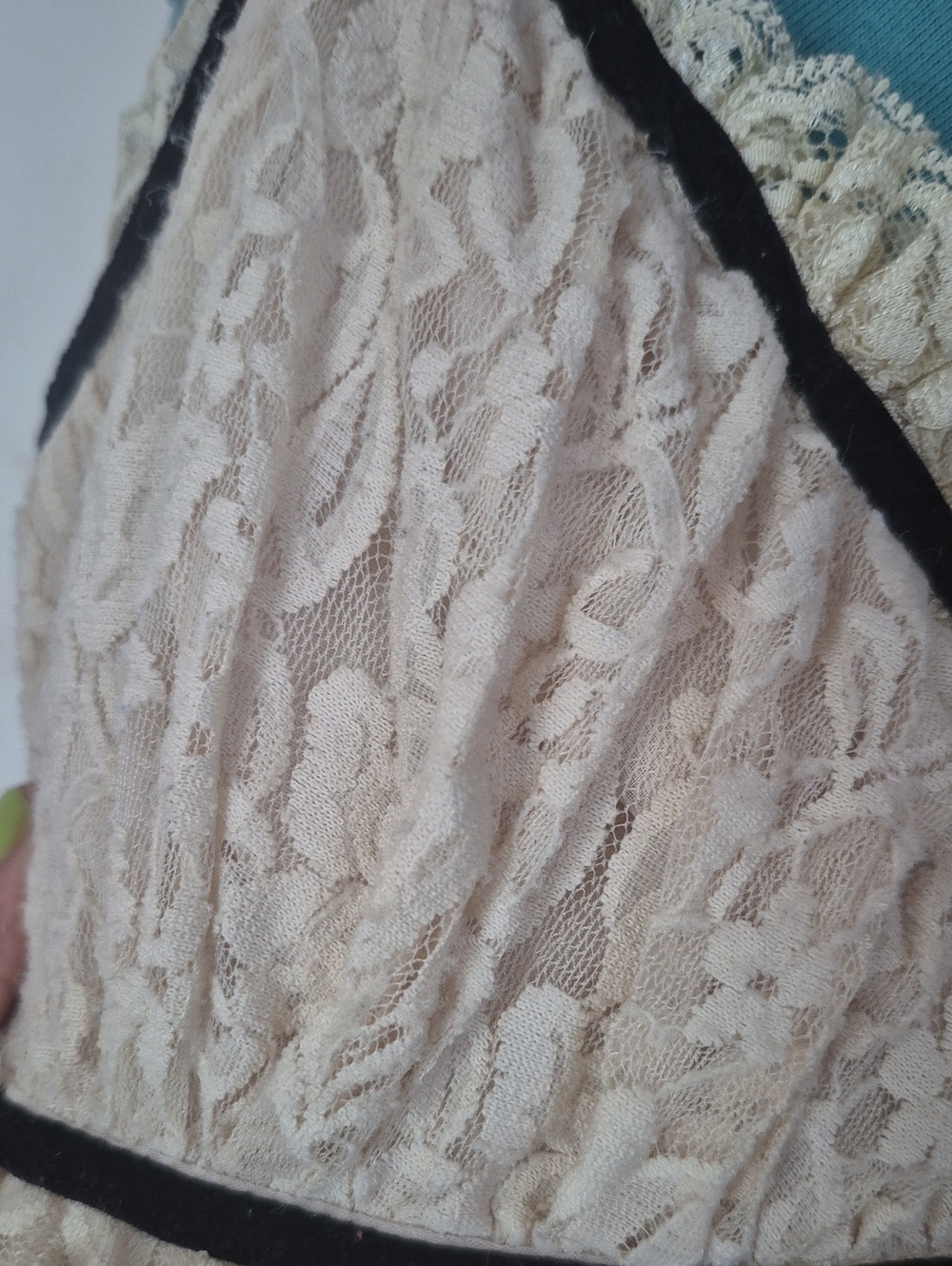 Forever 21 Cream Baby Doll Dress with Black Trim - Picture 3 of 4